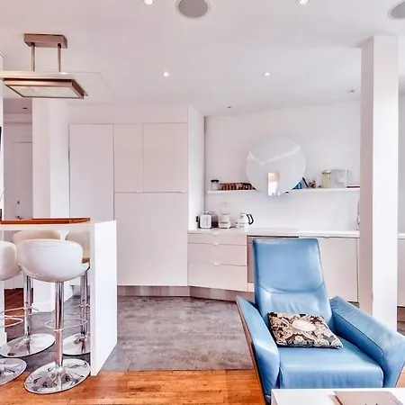Apartment Luxury Place Des Vosges Paris
